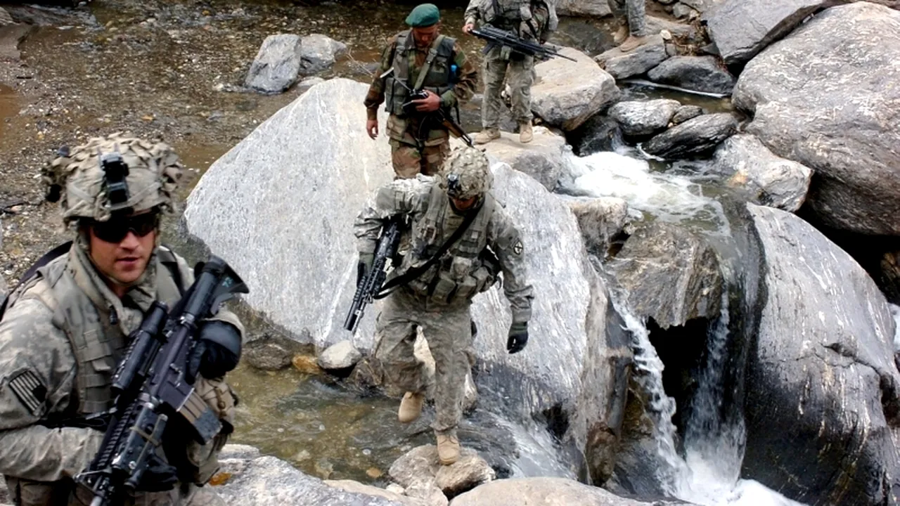 Un comandant al pușcașilor marini americani A MURIT în Afganistan