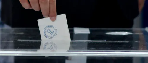 REFERENDUM 2012. Votarea, suspendată o jumătate de oră în șase secții din Mureș unde buletinele s-au ștampilat greșit