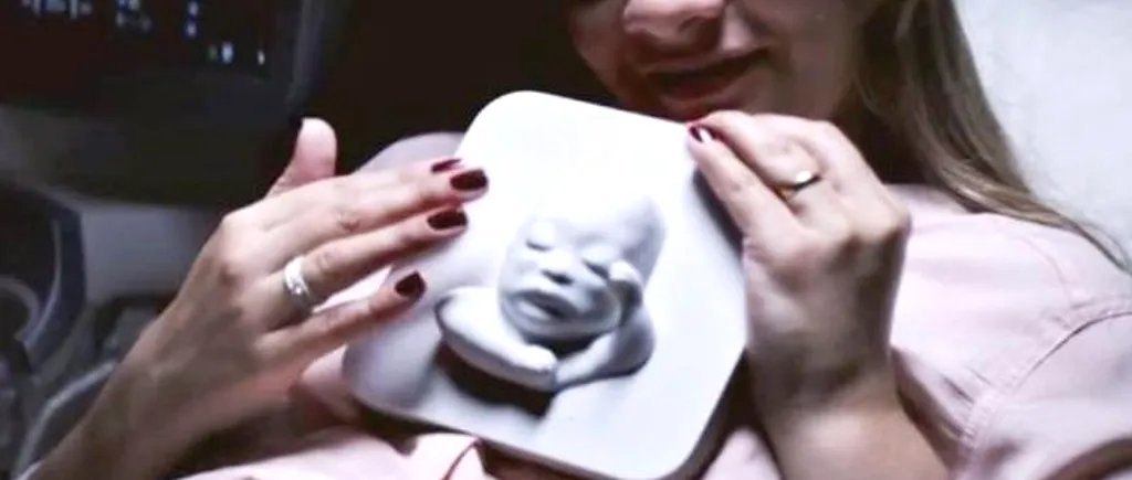 Moment emoționant: cum reacționează o femeie însărcinată oarbă când primește o ecografie personalizată a bebelușului