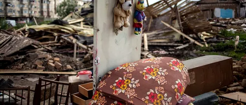 REPORTAJ AFP - Trista alegere a romilor din Baia Mare: la marginea orașului sau într-o fostă uzină. Mi-e teamă că viața în uzina Cuprom va fi ca la închisoare - GALERIE FOTO