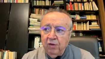 Napoleonică zis și Emmanuel Macron renunță la reforma pensiilor! Ce nu face omul ca să mai stea o țîră la Putere!