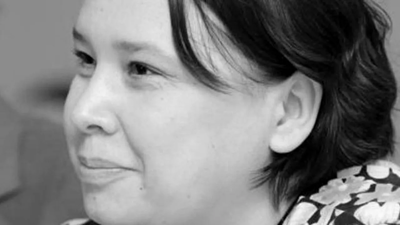 O duzină (plus doi) de candidați așteaptă voturile noastre