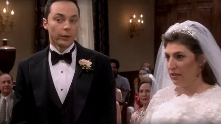 Teoria Big Bang. Scena TRAUMATIZANTĂ care a lăsat-o „șomeră” pe Mayim Bialik timp de o lună