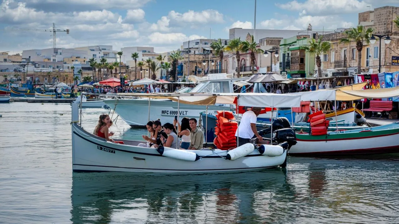 Destinația tot mai frecventată de români. Un sejur de 7 zile ajunge la 2.000 de euro