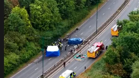 Accident devastator pe o șosea din Marea Britanie: Doi polițiști și alte cinci persoane au murit