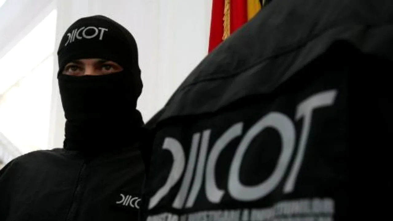 Afacerist austriac, ridicat de procurorii DIICOT după ce a pus microfoane în casa fostei amante. Femeia era urmărită cu ajutorul unor detectivi particulari