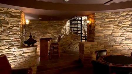 O afacere de familie cu piatră naturală vândută pe internet va ajunge în 2015 la venituri de 5 milioane de euro. Există un produs care se vinde foarte bine