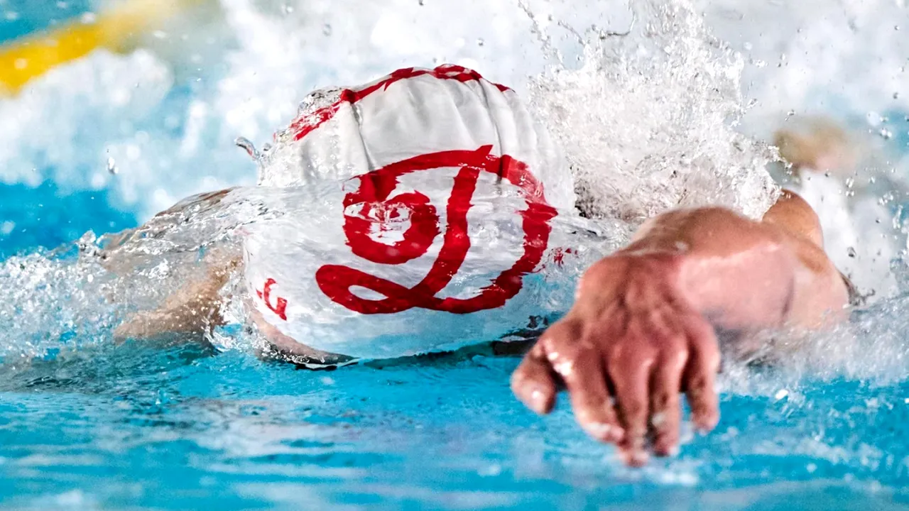 SCANDAL la CS Dinamo. Tatăl lui David Popovici, acuzat că a condiționat participarea copiilor la competiții de cumpărarea unui echipament