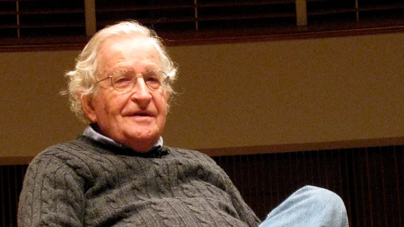 Intelectualul american Noam Chomsky: SUA, principalul stat terorist. Europa, prea lașă
