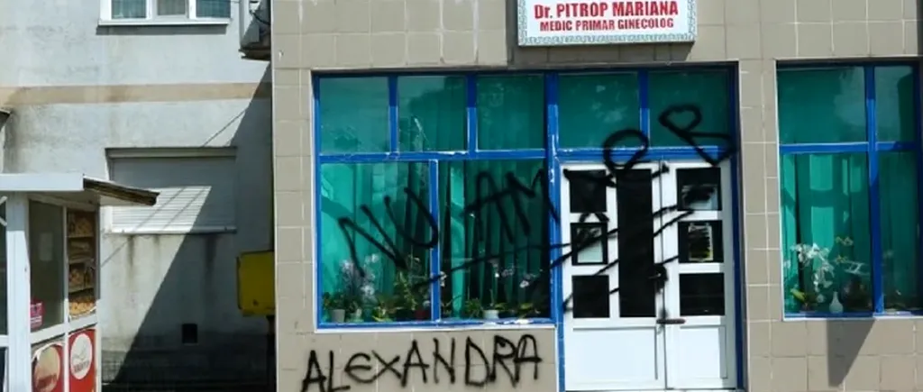 Cabinetul doctoriței din Botoșani care a fost de gardă în noaptea morții Alexandrei, vandalizat cu spray cu vopsea NEAGRĂ: „Nu am aer”