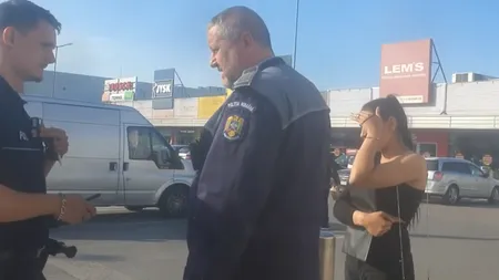 VIDEO „Miracolul minciunii” într-o parcare din Buzău. Două „SURDOMUTE” au prins „glas” la vederea polițiștilor: „Zici că sunt Bianca Drăgușanu”