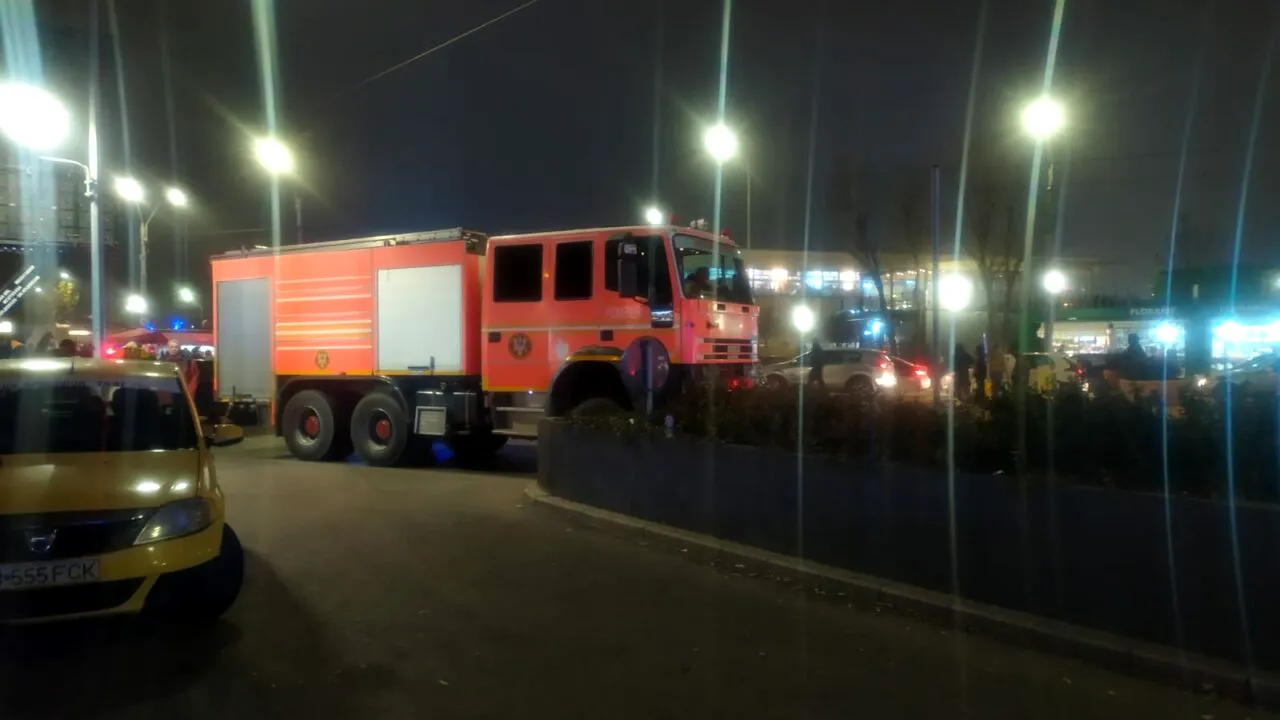 UPDATE | Alertă falsă cu bombă la Mega Mall București. Verificările pirotehniștilor au durat trei ore