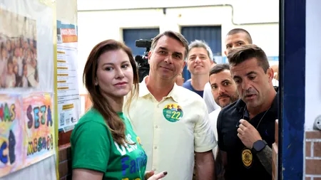 Scandal după alegerile din Brazilia. Flavio Bolsonaro refuză victoria lui Lula da Silva și cere anularea turului doi. De la ce a pornit disputa