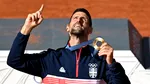 Novak Djokovic, surprins la plimbare noaptea în Belgrad, fără gardă de corp. Ce făcea campionul mondial la tenis când a fost filmat