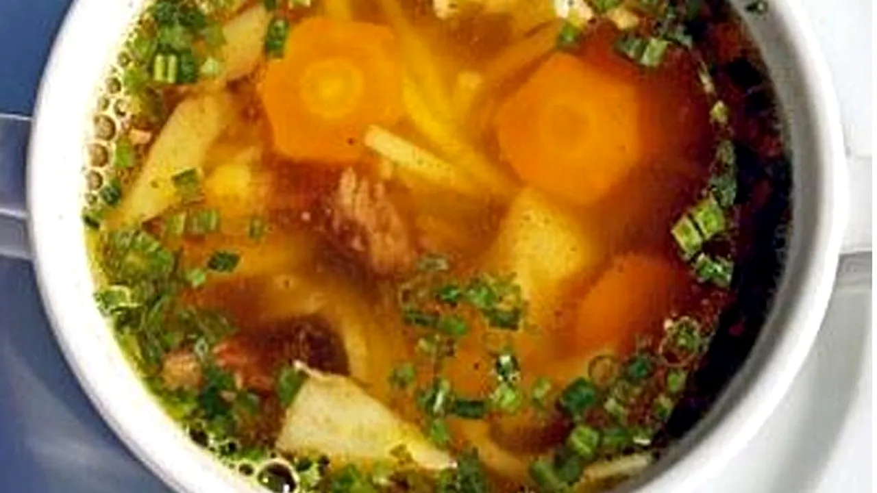 Dieta cu ciorbă | Te ajută să slăbești 30 de kilograme în 6 luni