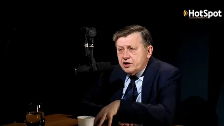 Crin Antonescu răspunde CRITICILOR privind distanța față de România: „A cunoaște realitățile unei țări nu înseamnă că o iei la picior toată ziua”