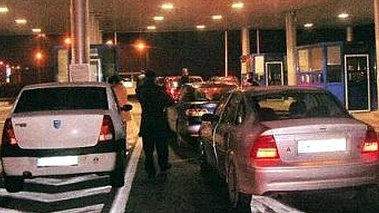 Copil ascuns de mama sa sub fustă, pentru a fi scos ilegal din țară, descoperit la Vama Cenad
