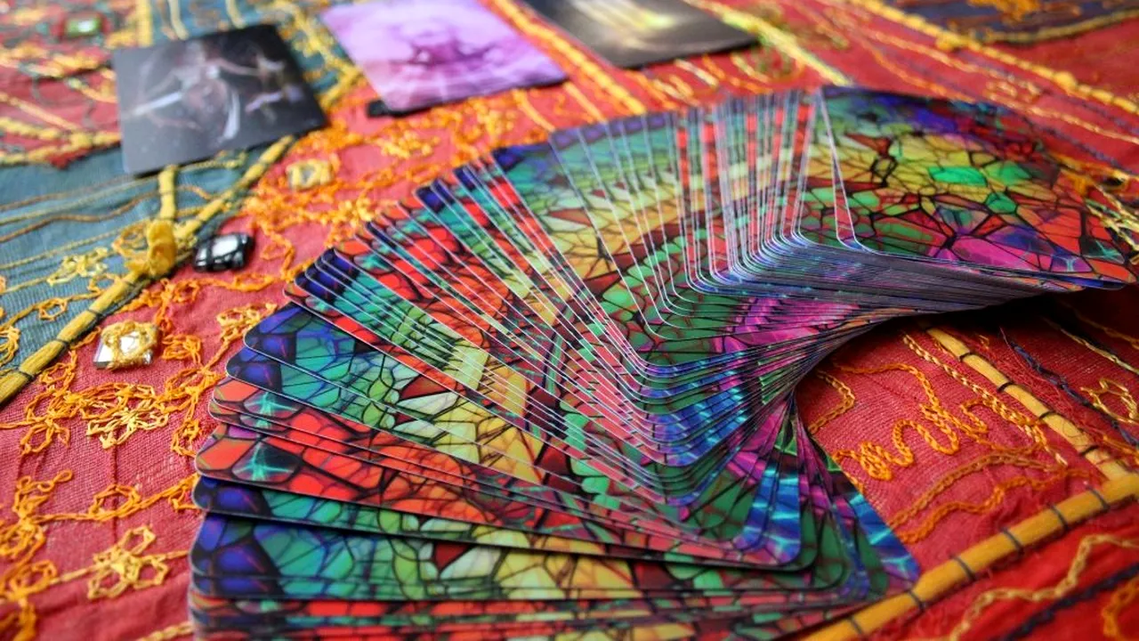 HOROSCOP tarot pentru 22 februarie 2020. Berbecii au de luat o decizie grea, Gemenii trebuie să se organizeze bine