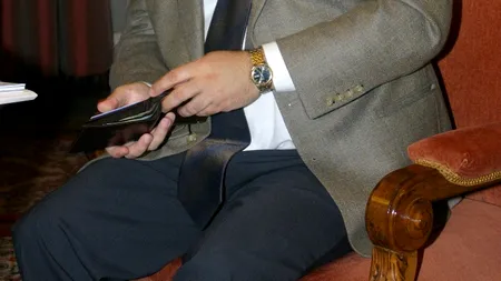 Sub nasul anchetatorilor. Procurorii din Ploiești au fost prădați de un hoț de portofele chiar în sediul Parchetului