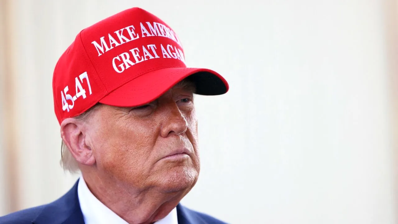 Planurile lui Donald Trump pentru SUA în 2025-2029: Deportări, pedepse cu moartea, concedieri, tarife comerciale și ieșirea din acorduri