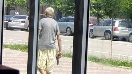 Un bărbat din Gorj a speriat clienții unui bar cu un pistol de jucărie