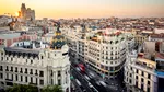 De la castele de nisip la mopuri pe balcon: 7 legi bizare din Spania care îi pot amenda pe turiști