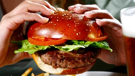 Scandalul cărnii de cal. Descoperirea din hamburgerii și kebab-ul care se vând în Marea Britanie