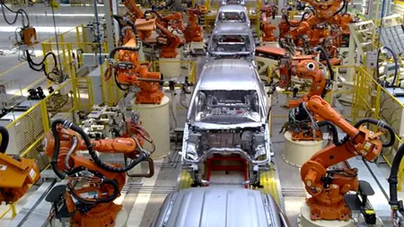 Cât la sută din munca făcută de oameni ar putea fi înlocuită acum de roboți