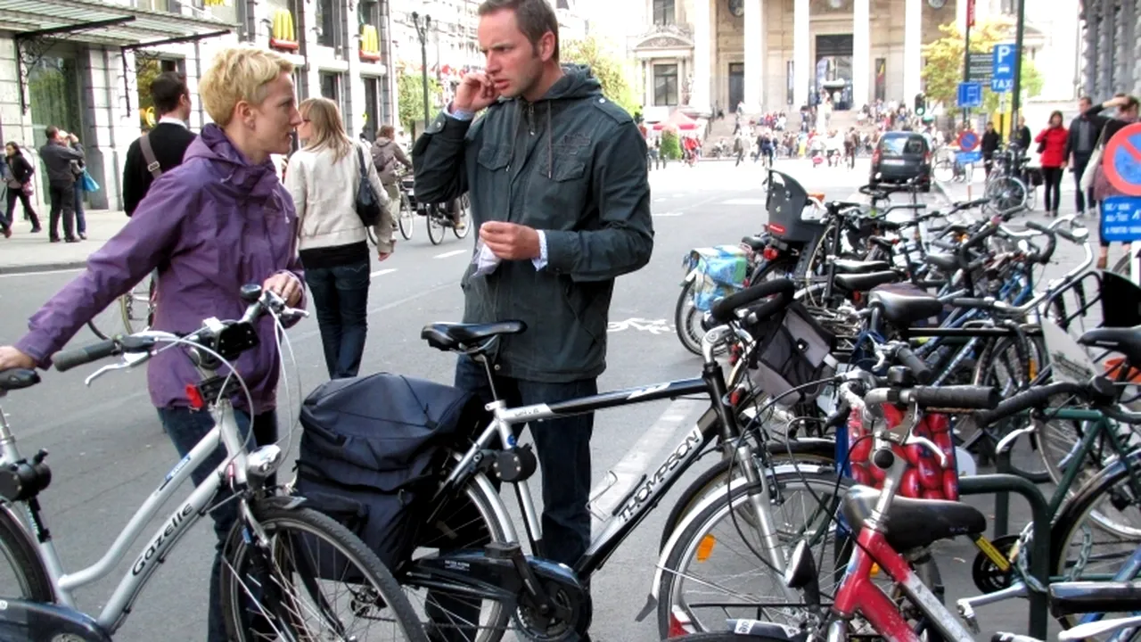 Bruxelles-ul introduce amenda pentru insultele în public