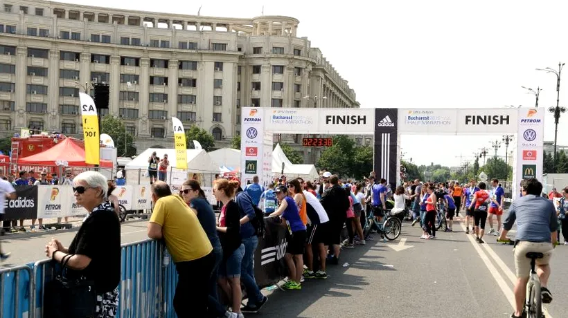 La semimaratonul București au participat peste 10.000 de persoane. „Chuck Norris nu a terminat niciodată cursa asta