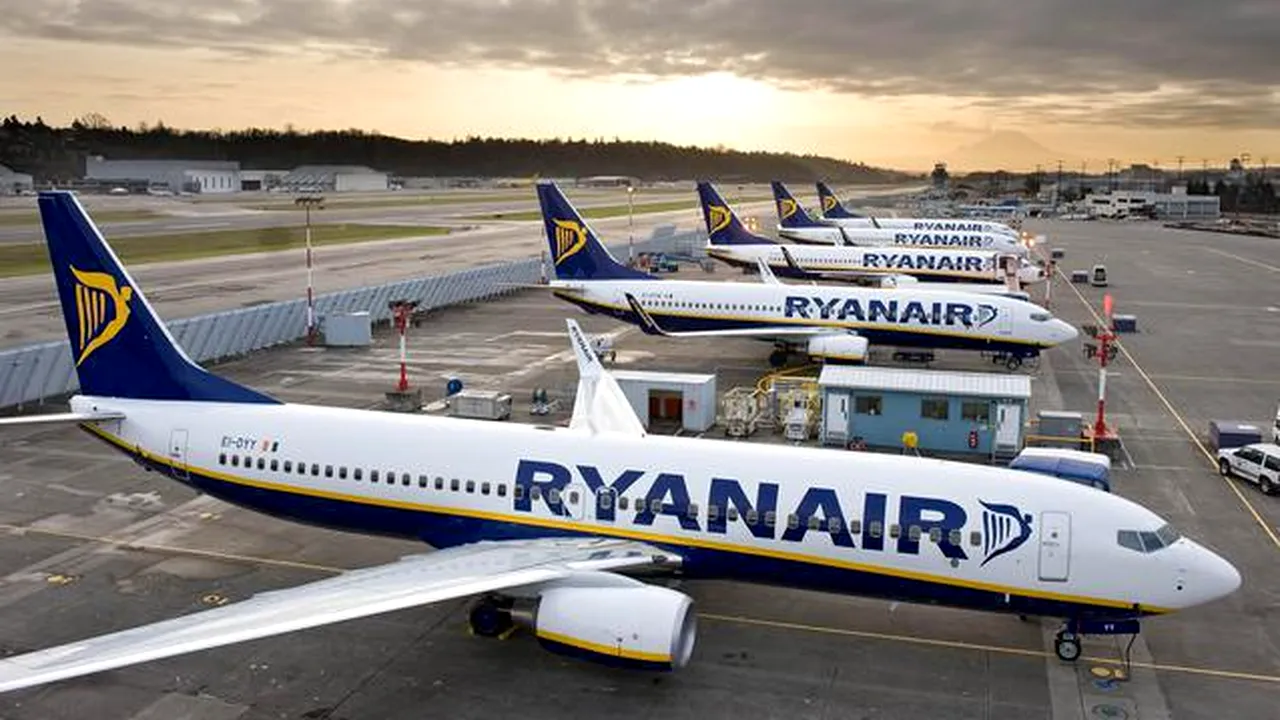 Ryanair, profit mai MIC cu 20% în primul trimestru. Cea mai mare companie aeriană low-cost se așteaptă la NOI GREVE