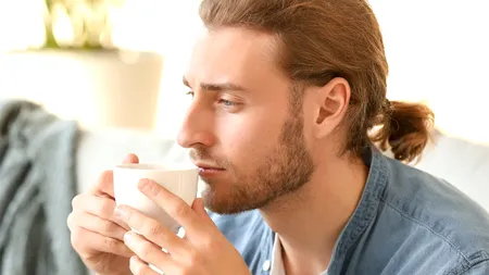 Psihologii spun că oamenii care beau cafeaua fără zahăr au aceste trăsături comune de caracter