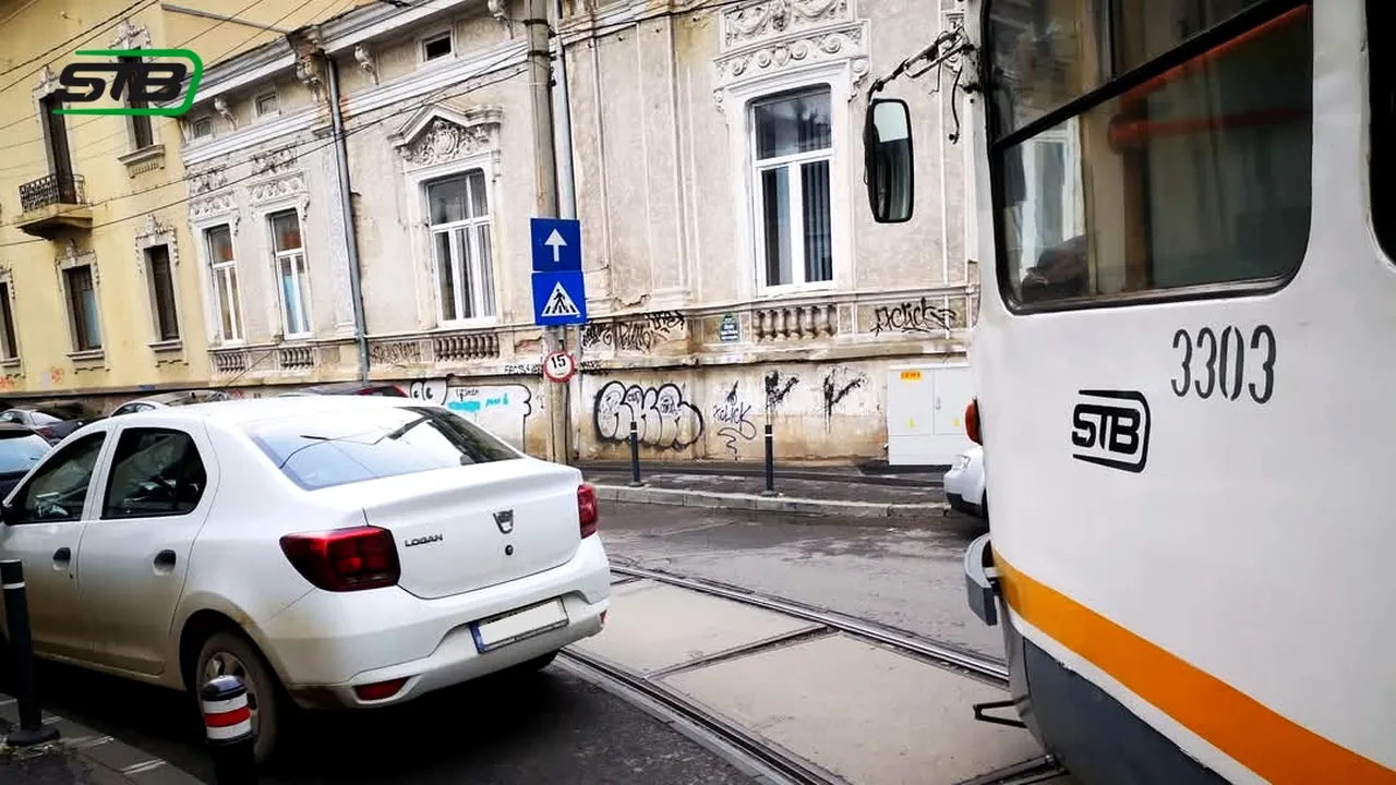 STB, apel către șoferii care blochează liniile de tramvai sau circulația autobuzelor: „S-au acumulat peste 8.000 de minute de întârziere în 2024”