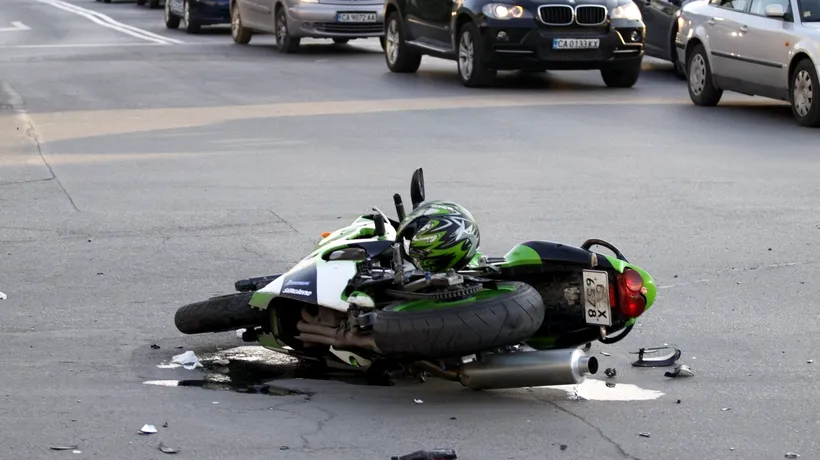 Doi TINERI de 18 și 20 de ani, aflați pe o motociletă au pierit într-un accident violent. Aveau un ghiozdan plin cu droguri la ei