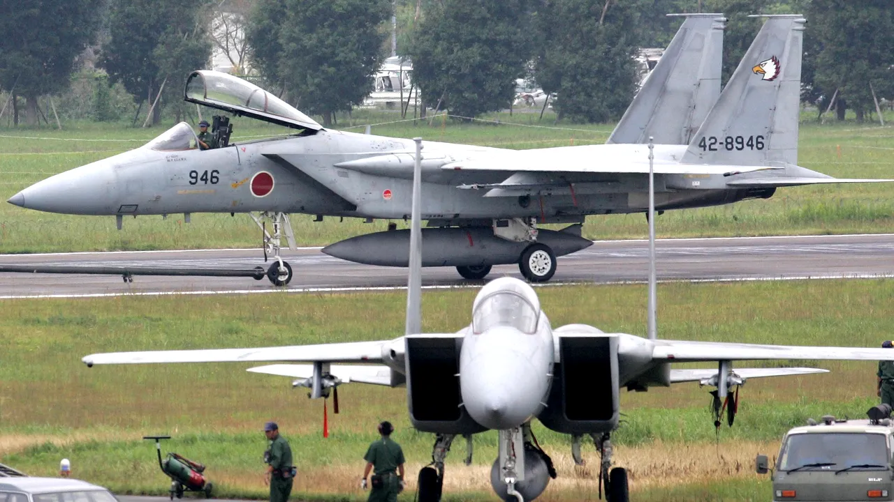 Decizie istorică a Japoniei, luată după 50 de ani: navele, tancurile și avioanele de vânătoare ies din țară