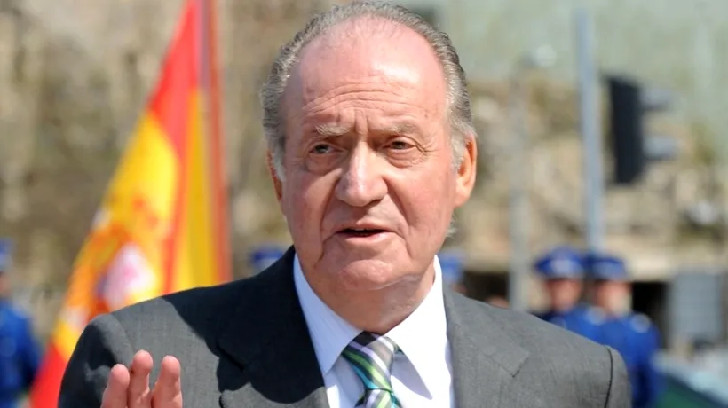 Regele Juan Carlos, reoperat la șold, din cauza unei luxații