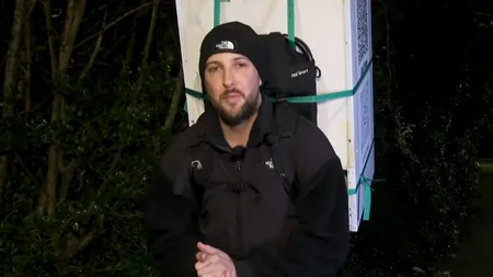 Bărbat care se pregătea de maraton, OPRIT de poliție. Ofițerii au rămas perplecși când au văzut ce avea în spate