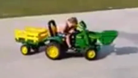 VIDEO. Ce se întâmplă când un copil adoarme 