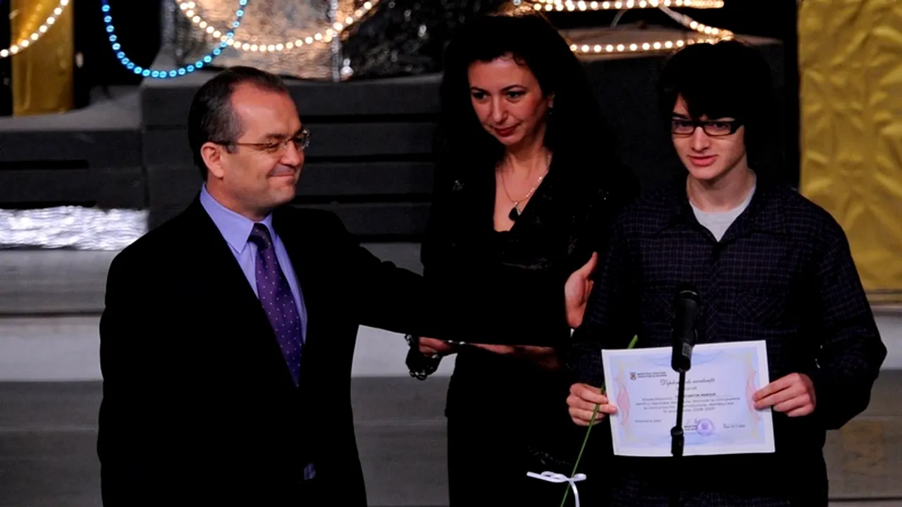 Boc și Funeriu îi răspund lui Ponta: Niciun cadru normativ nu interzice alocarea de bani pentru premierea olimpicilor