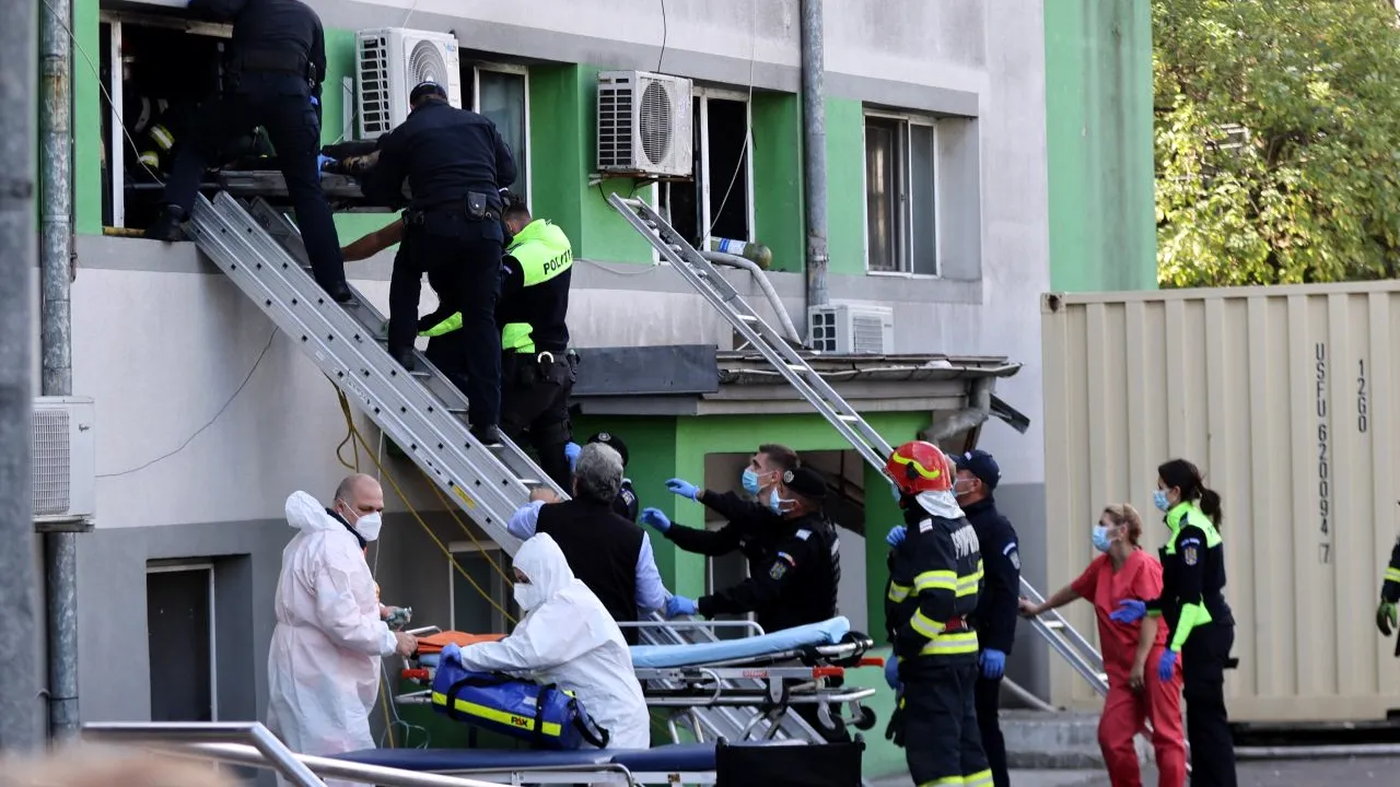 Experții INSEMEX fac verificări în cazul incediului de la Spitalul de boli infecțioase din Constanța. Cât va dura cercetarea la fața locului