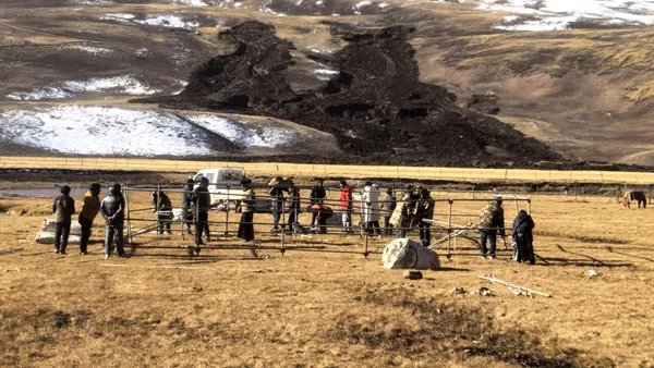 Stare de urgență în Tibet după ce un cutremur sever de 7 grade a provocat 16 morți și 76 răniți. Sute de locuințe s-au prăbușit