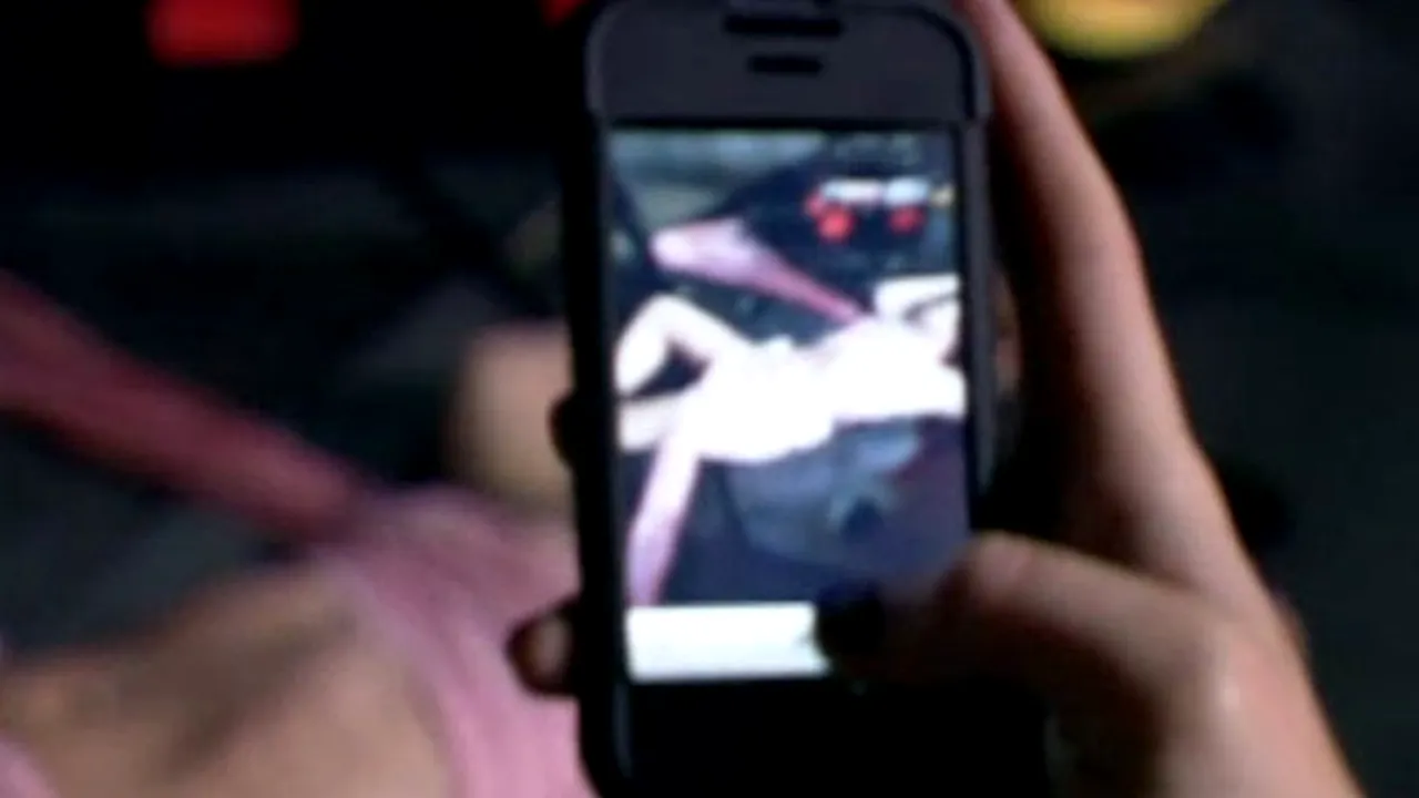 Obiceiul care îți poate distruge smartphone-ul