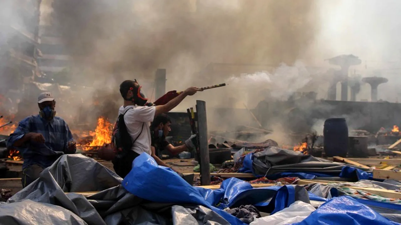 MAE urmărește cu preocupare evoluțiile din Egipt; Ambasada la Cairo, în contact cu românii din zonă 