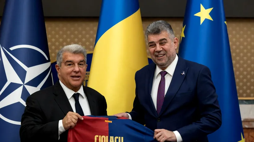 Marcel Ciolacu a primit un TRICOU de la președintele FC Barcelona, venit să inaugureze o Academie de Fotbal la București