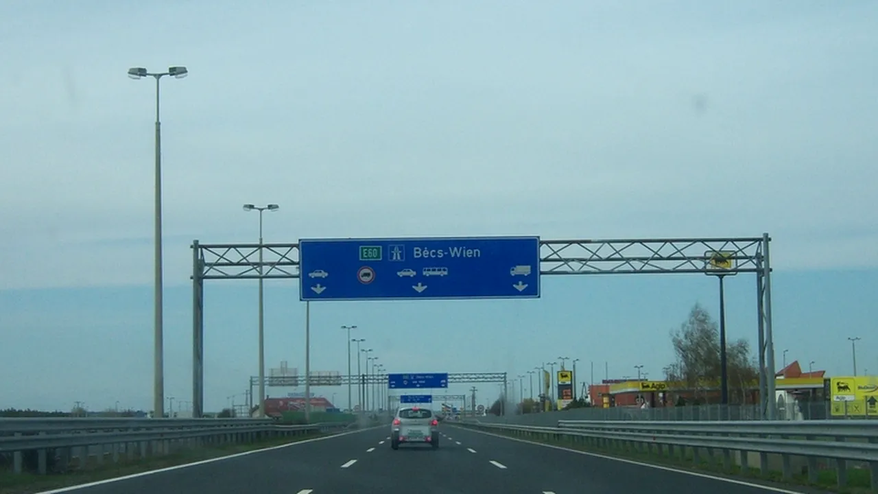 Traficul a fost blocat pe autostrada M1, la granița dintre Ungaria și Austria. Ce le recomandă MAE șoferilor