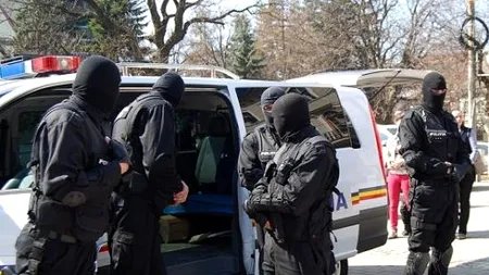 Cei mai periculoși traficanți, prinși în Slatina: vindeau chiar și copiilor iar când nu mai aveau droguri și le făceau singuri