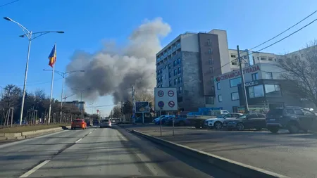 Incendiu major la un depozit aflat la intrarea în București de pe A1. A fost emis mesaj de alertă extremă