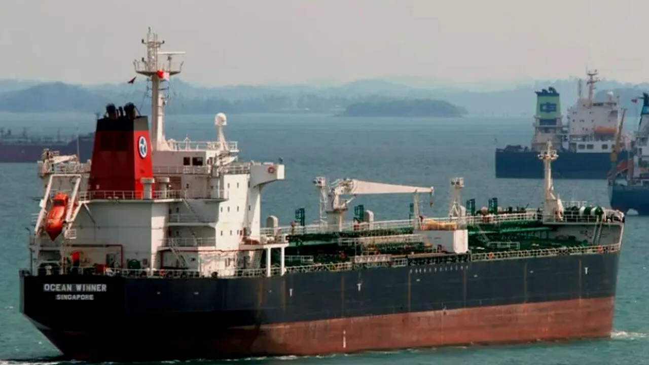Un cargobot cu 24 de marinari la bord s-a scufundat în largul coastelor Indiei. Doi oameni au fost salvați