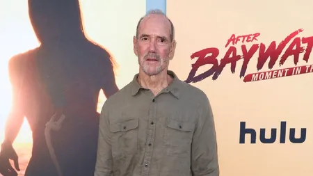 Starul din Baywatch, Michael Newman, a murit, la 68 de ani, în urma unor complicații la inimă. El suferea de 18 ani de Parkinson