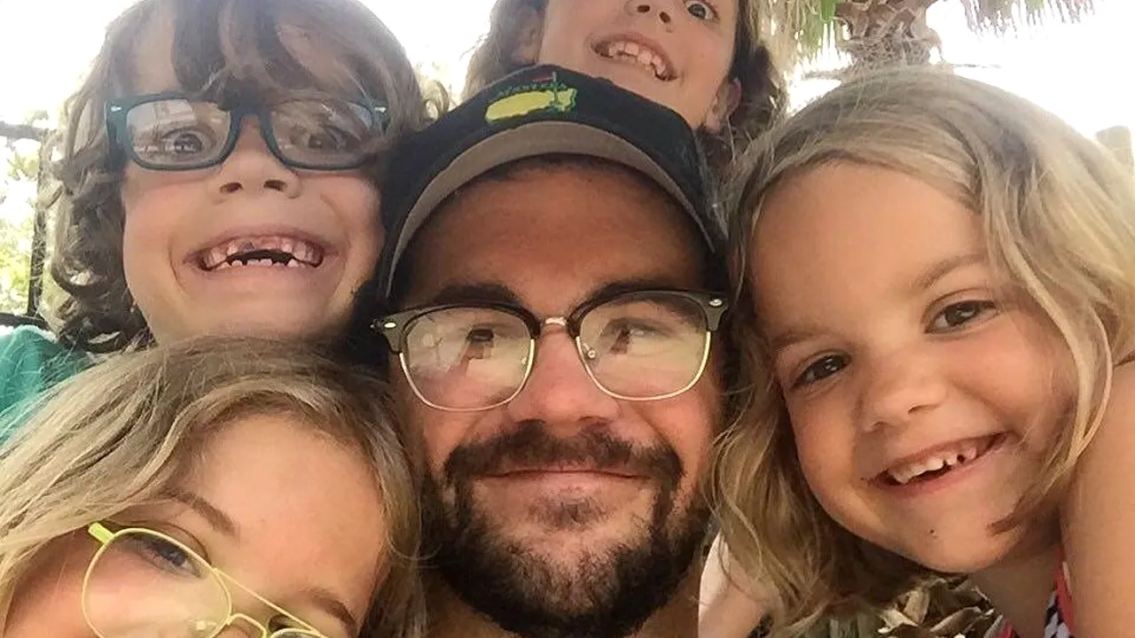 Soțul a făcut o descoperire șocantă după 10 ani de căsnicie și patru copii: „Își dădea și sufletul